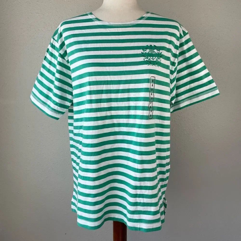 NWT Jennifer Moore Green and White T-Shirt Size M
